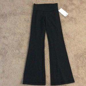 Lululemon black Groove Pant 111.